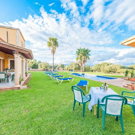 Grand With Garden Furniture * Can Picafort (Mallorca)