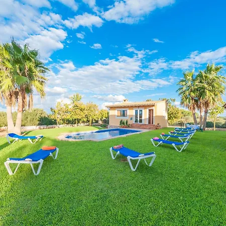 Grand With Garden Furniture * Can Picafort (Mallorca)